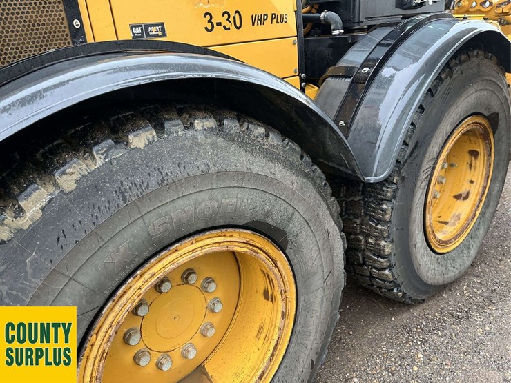 2015-caterpillar-160m-awd-image-21