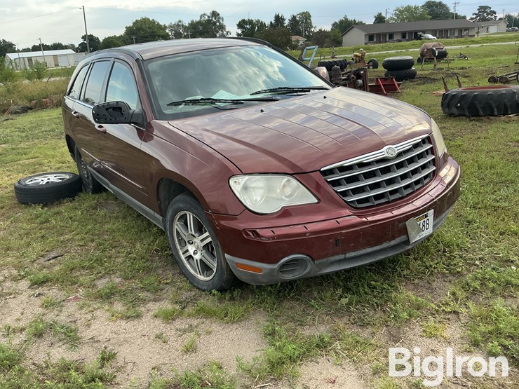 2007-chrysler-pacifica-image-3