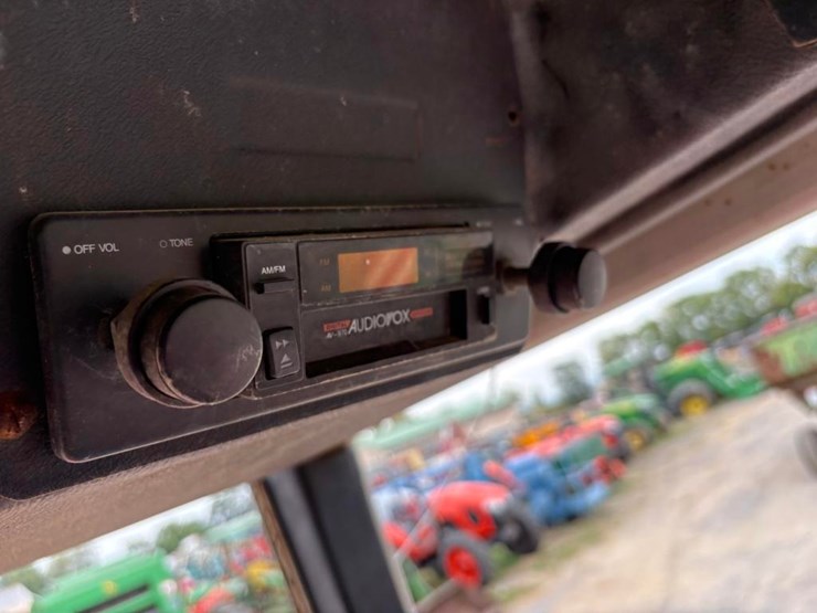 massey-ferguson-2675-image-23