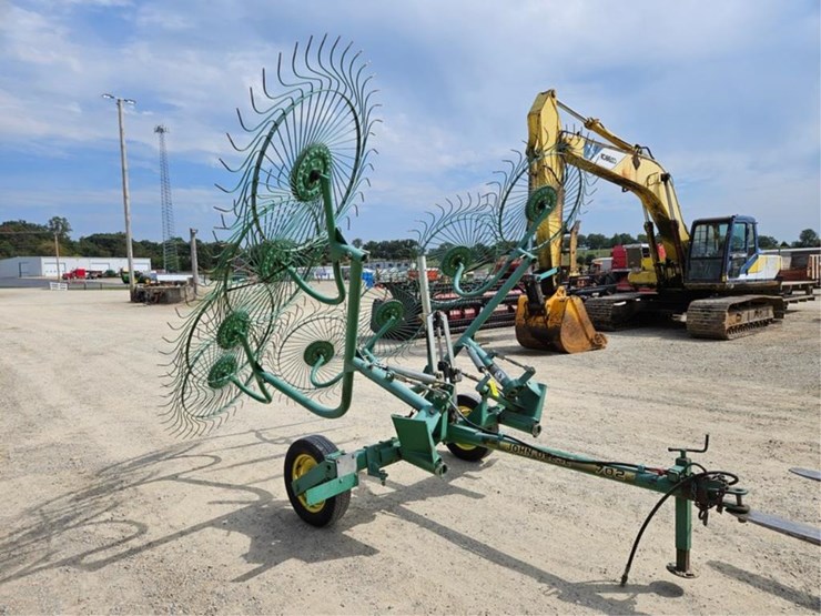 john-deere-702-image-7
