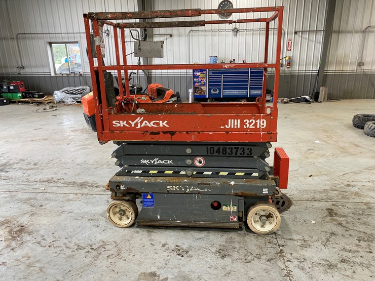 2016-skyjack-sjiii3219-image-10