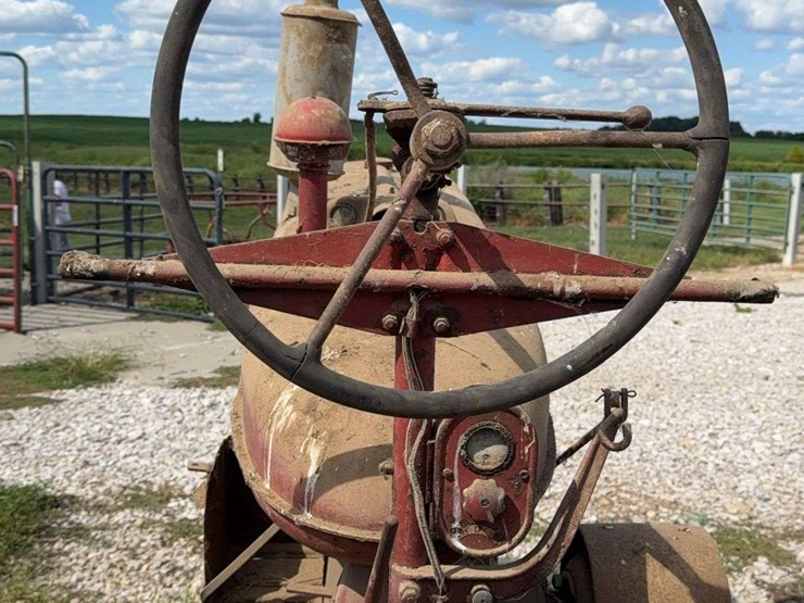 farmall-h-image-39