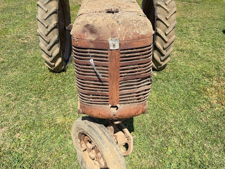 farmall-c-image-11