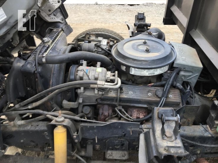 1995-isuzu-npr-image-9