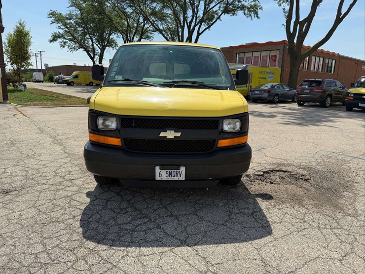 2008-gm/chev-mileage-133956-vin-#1gcgg25c781179586-runs-and-drives-as-it-should-image-21