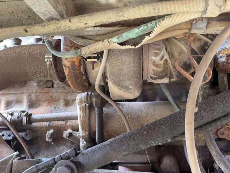 diamond-reo-cabover-image-49
