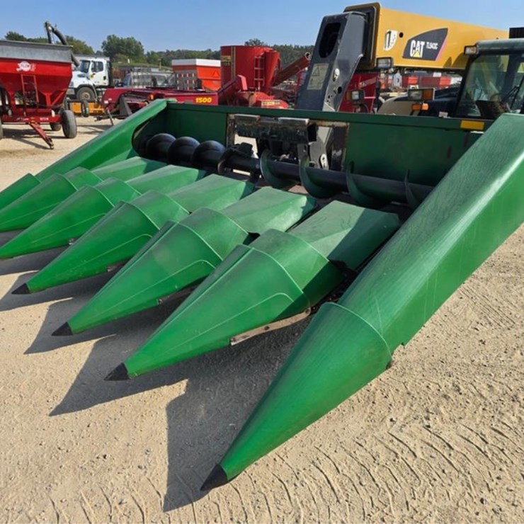 JOHN DEERE 643