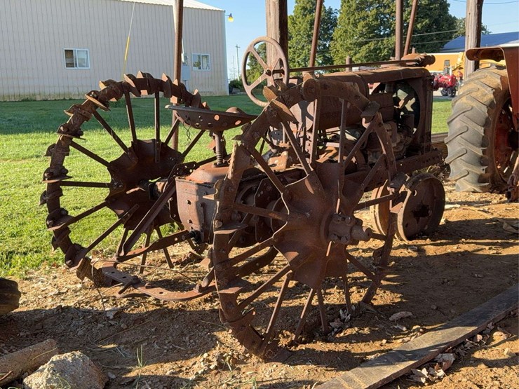 farmall-f-12-image-5