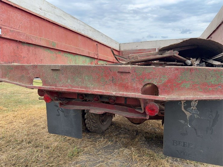 federal-grain-truck-image-96