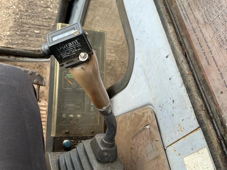 1995-hitachi-ex270-image-80
