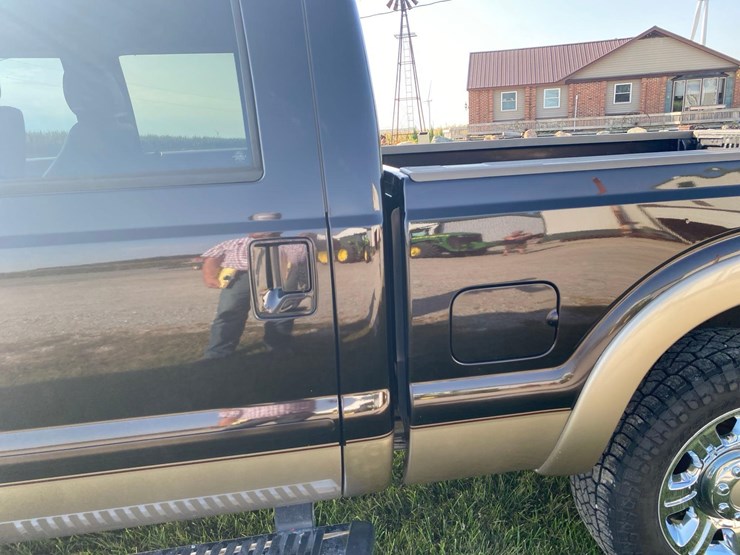 2013-ford-f250-king-ranch-image-17