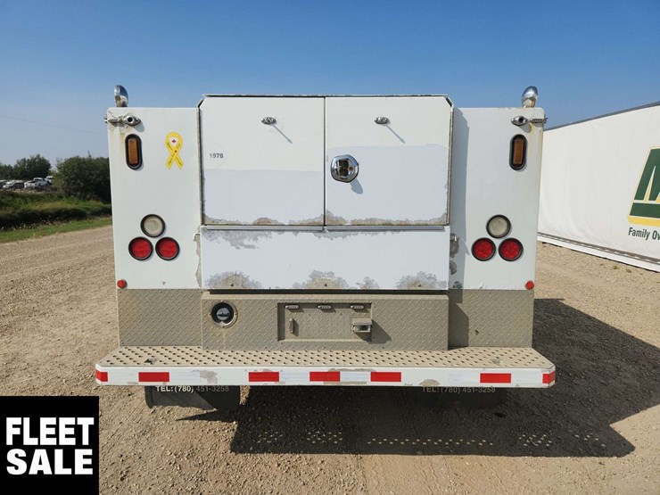 2014-ram-3500-slt-image-20
