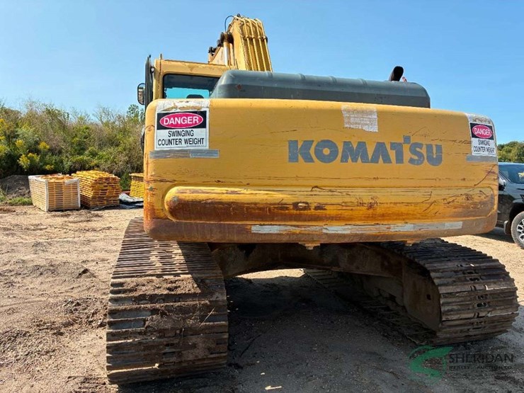 komatsu-pc220-lc-image-8