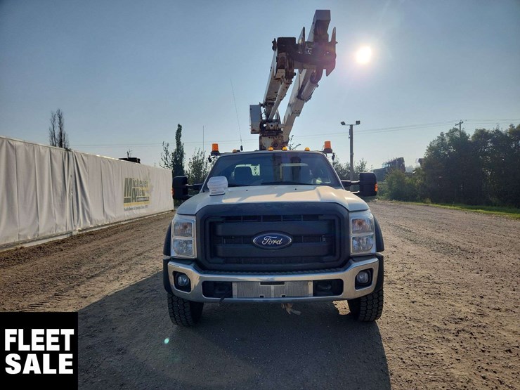 2016-ford-f550-image-23