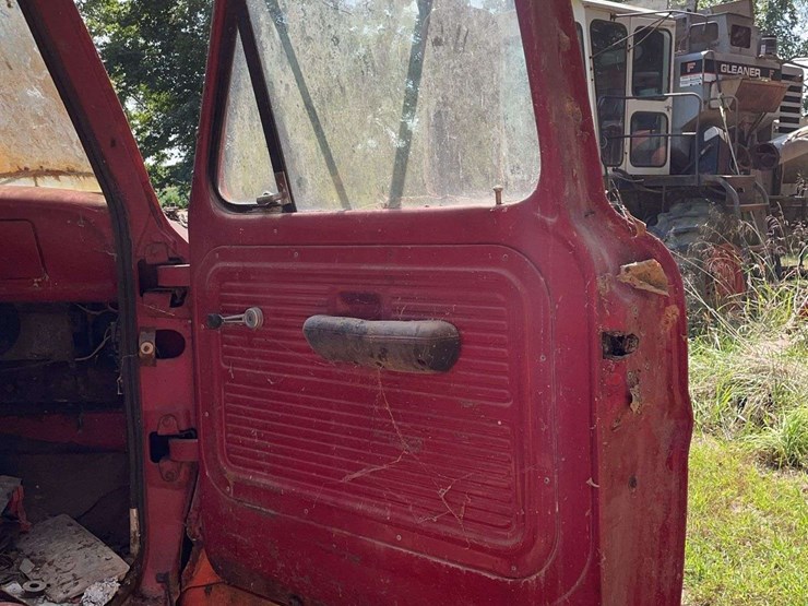 ford-600-image-42