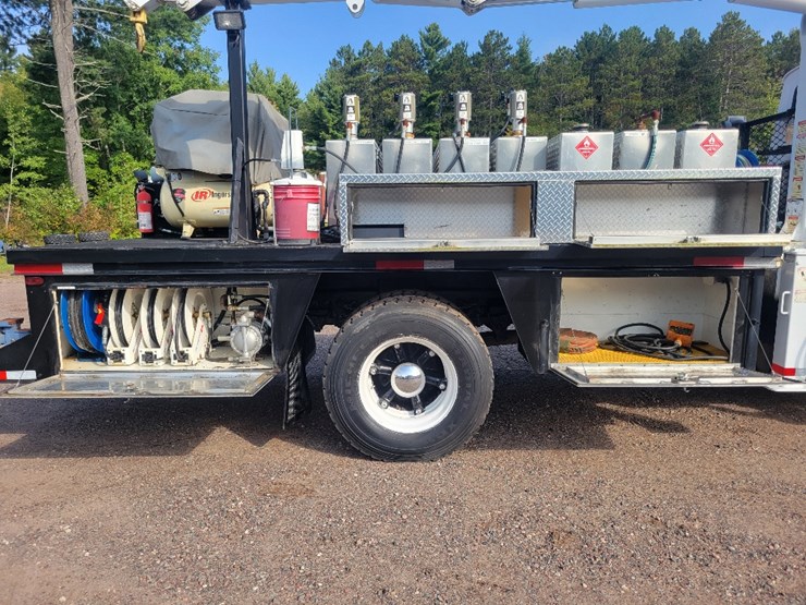 1991-ford-l9000-image-7