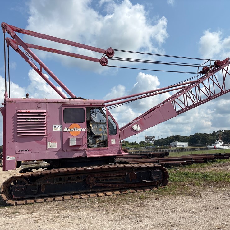 #16 • MANITWOC 3900W CRAWLER CRANE