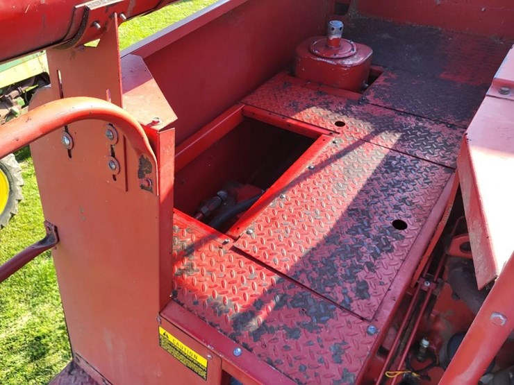case-ih-1480-image-31