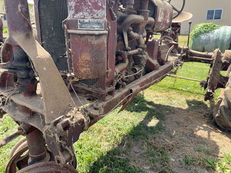 farmall-f-20-image-53