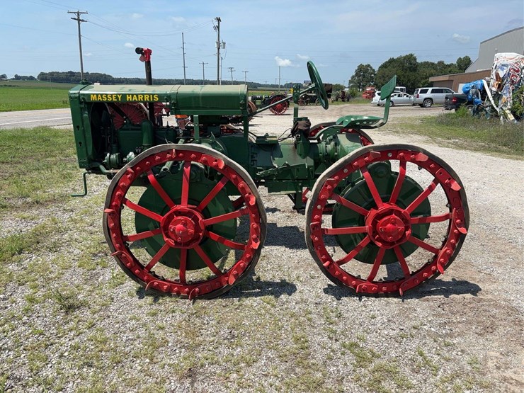 massey-ferguson-4-image-2