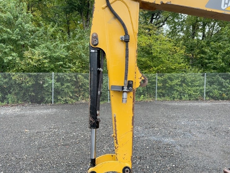 2016-caterpillar-304e2-cr-image-21