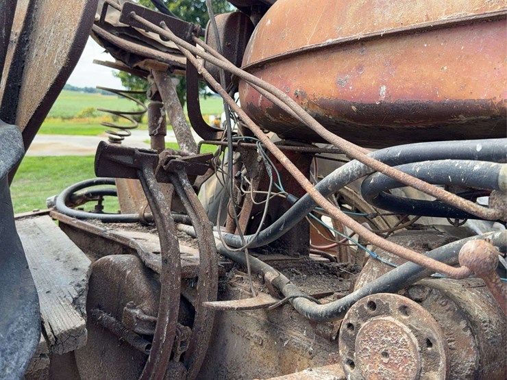farmall-m-image-64