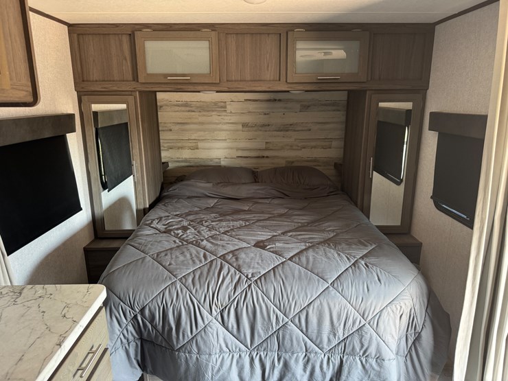 #3310-•-2021-kodiak-ultra-lite-227bh-camper-(no-title)-(waukesha,-wi)-image-24
