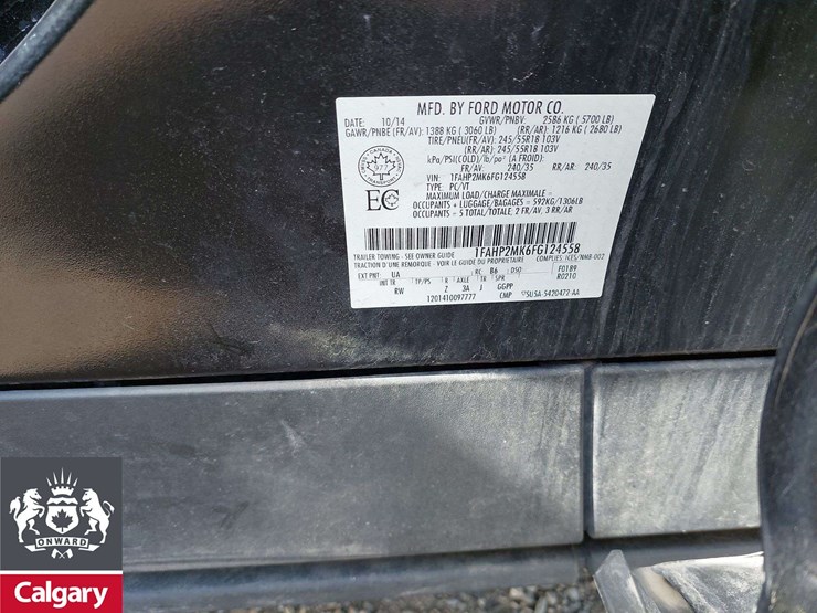 2015-ford-taurus-awd-4dr-sedan-image-5