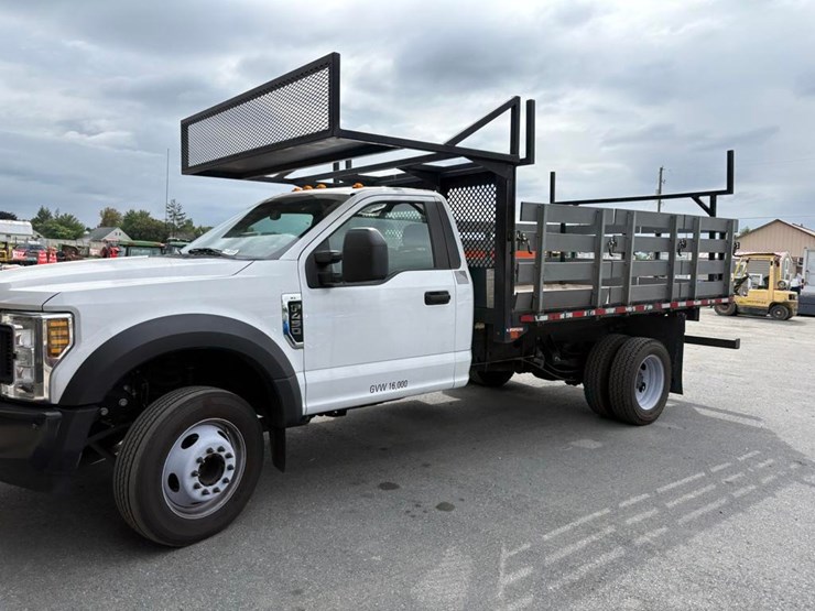 2019-ford-f450-image-1