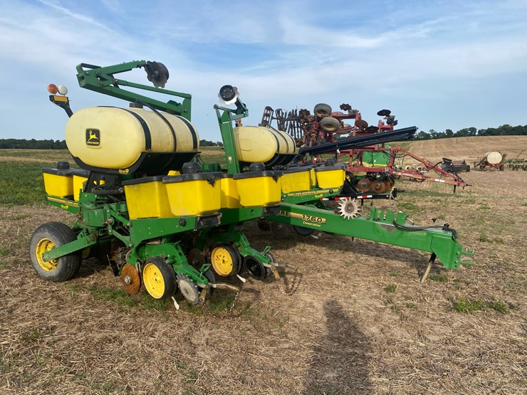 john-deere-1760-image-2
