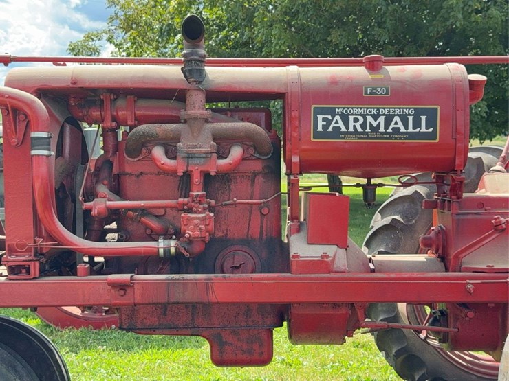 farmall-f-30-image-45