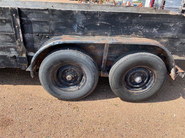 #3024-•-1995-15'-tandem-axle-trailer-(has-wi-title)(mosinee,-wi)-image-13