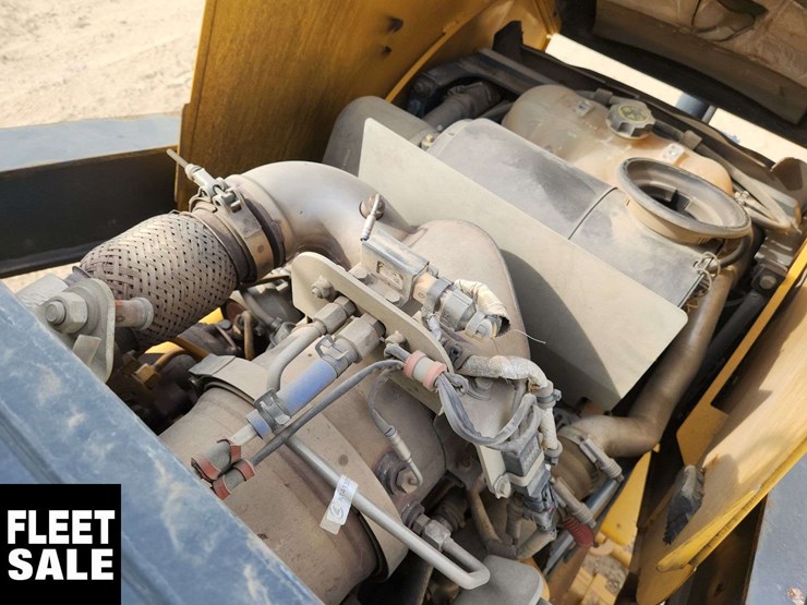 2015-deere-410k-image-18