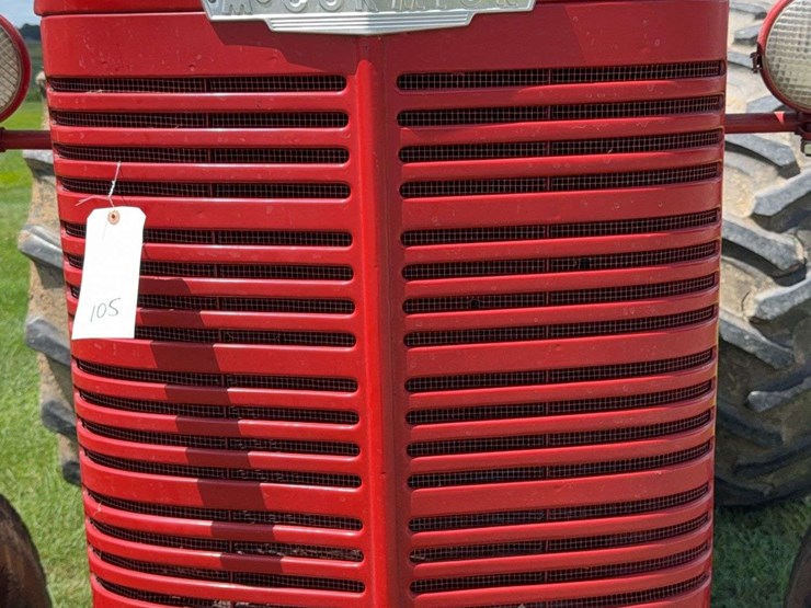 farmall-w-9-image-23