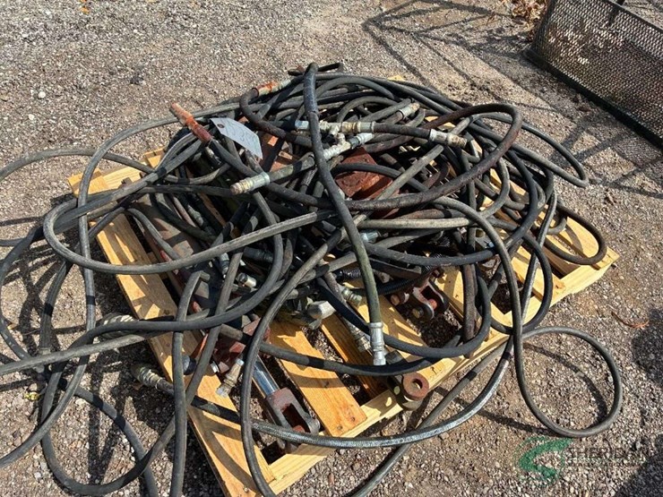 hydraulic-hoses-and-cylinders-image-1