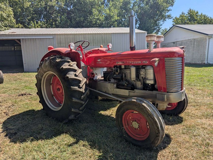 massey-ferguson-98-image-5