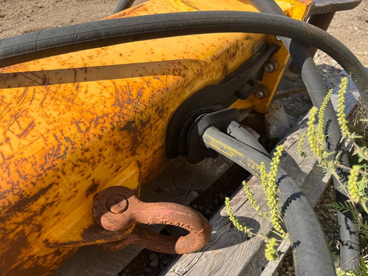 john-deere-310-image-9