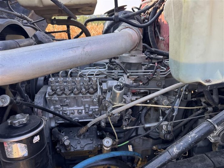 1995-ford-l8000-image-10