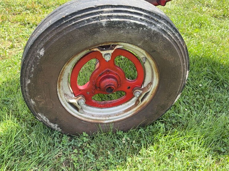 farmall-super-m-image-16