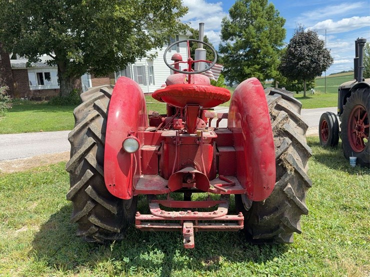 mccormick-deering-wd-6-image-4