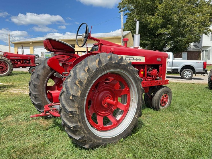farmall-450-image-3