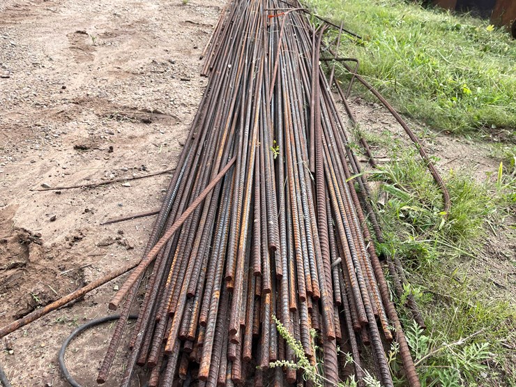 #1291-•-large-pile-of-metal-rebar-image-2