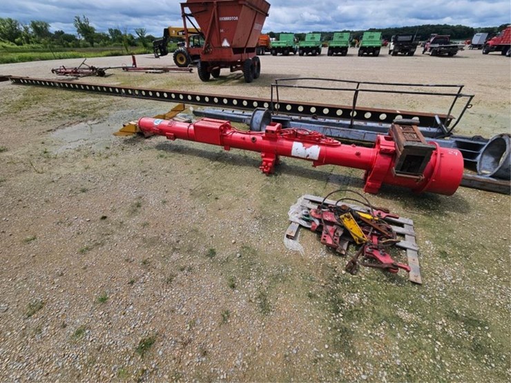 #317-•-pipe-co-inc-d6-32-pile-driver-image-1