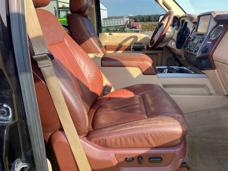 2013-ford-f250-king-ranch-image-36