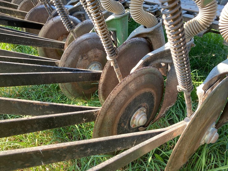 john-deere-8200-image-24