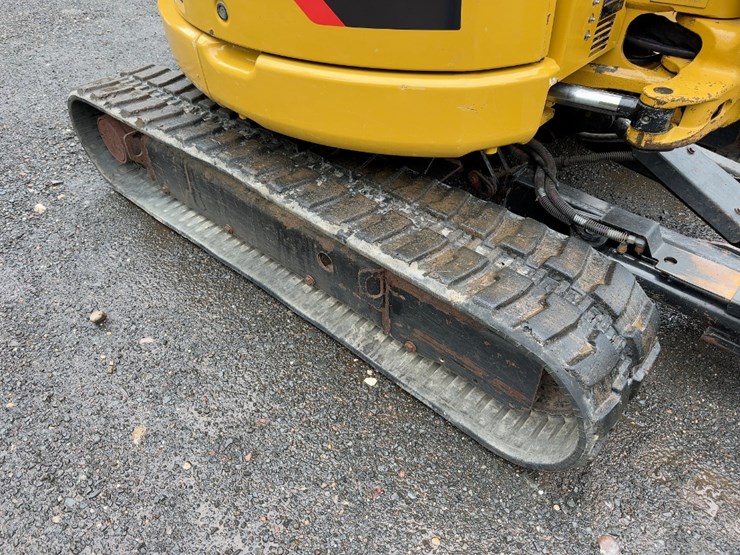 2016-caterpillar-304e2-cr-image-26