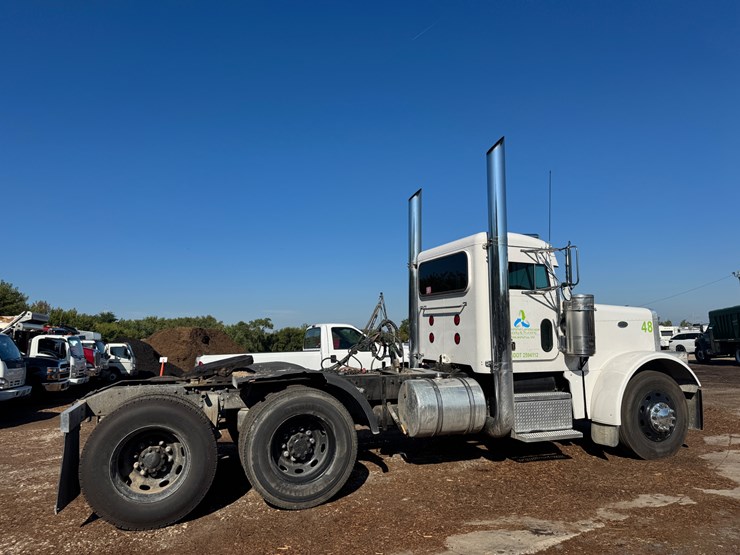 1999-peterbilt-378-image-7