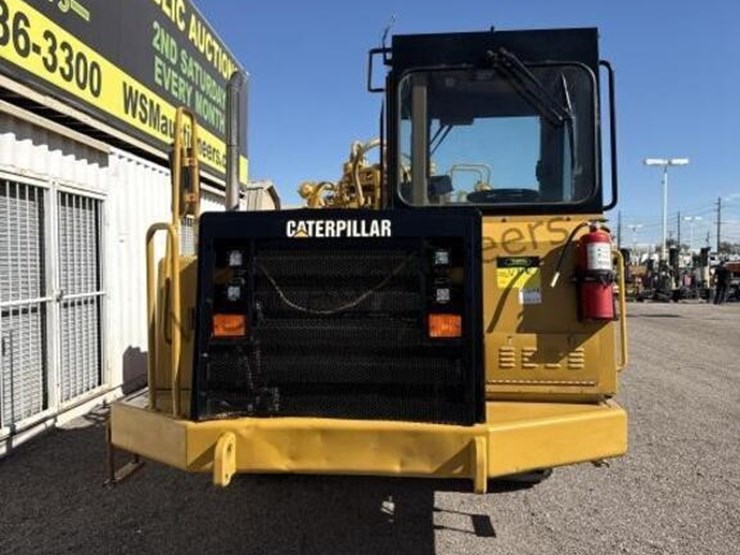 2007-caterpillar-613c-image-3