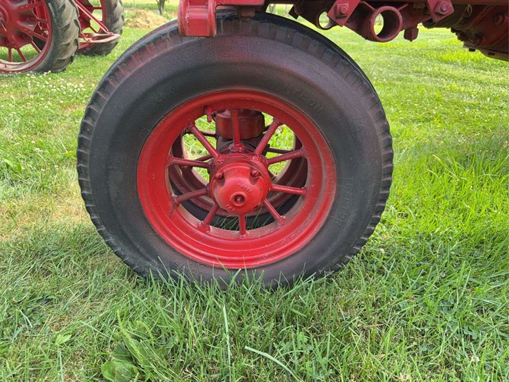 farmall-f-20-image-17