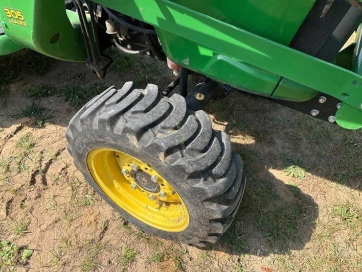 john-deere-3038e-image-10